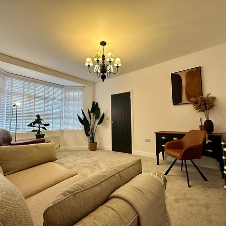 Clover Lodge Portsmouth Luxury Home With Off Road Free Parking Kültér fotó